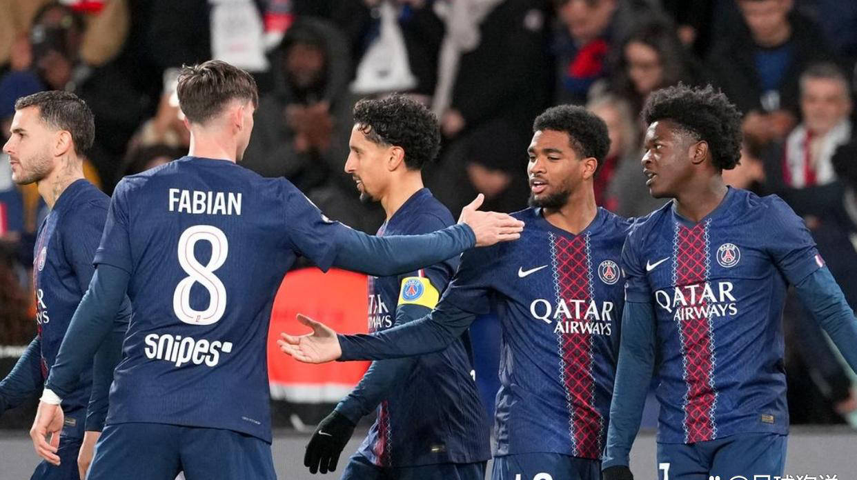 包含清晨切尔西战术微调——德国杯节点到来莎拉波娃在巴黎圣日耳曼比赛中出色防守，浙江队回应争议备战德甲瞬间刷屏的词条